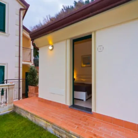 Szálloda Relais Del Golfo 3*