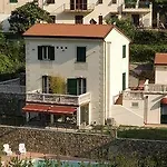 Relais Del Golfo Hotel 3*