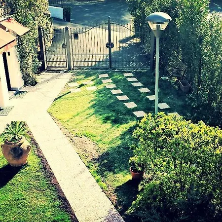 Relais Del Golfo מלון